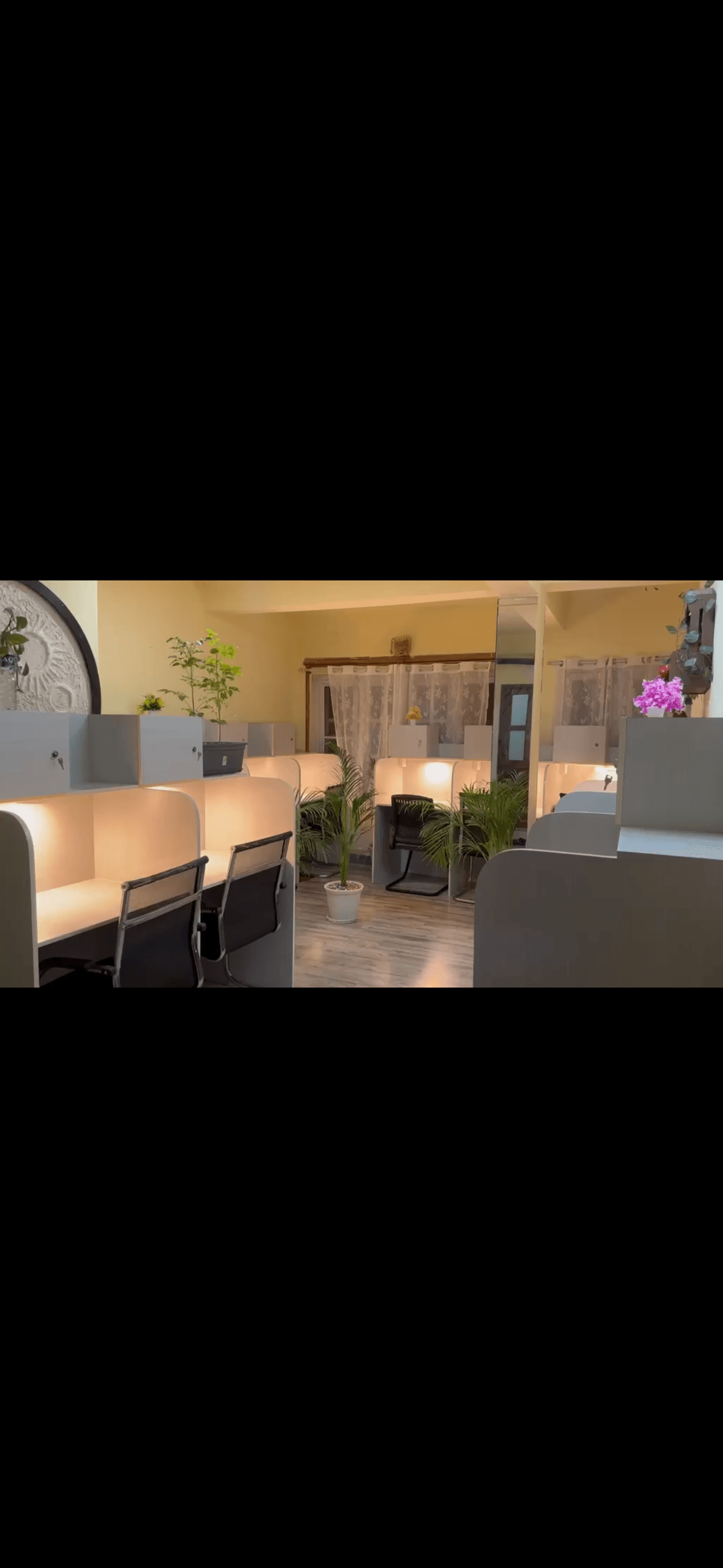 Study seats in Premium Room 2